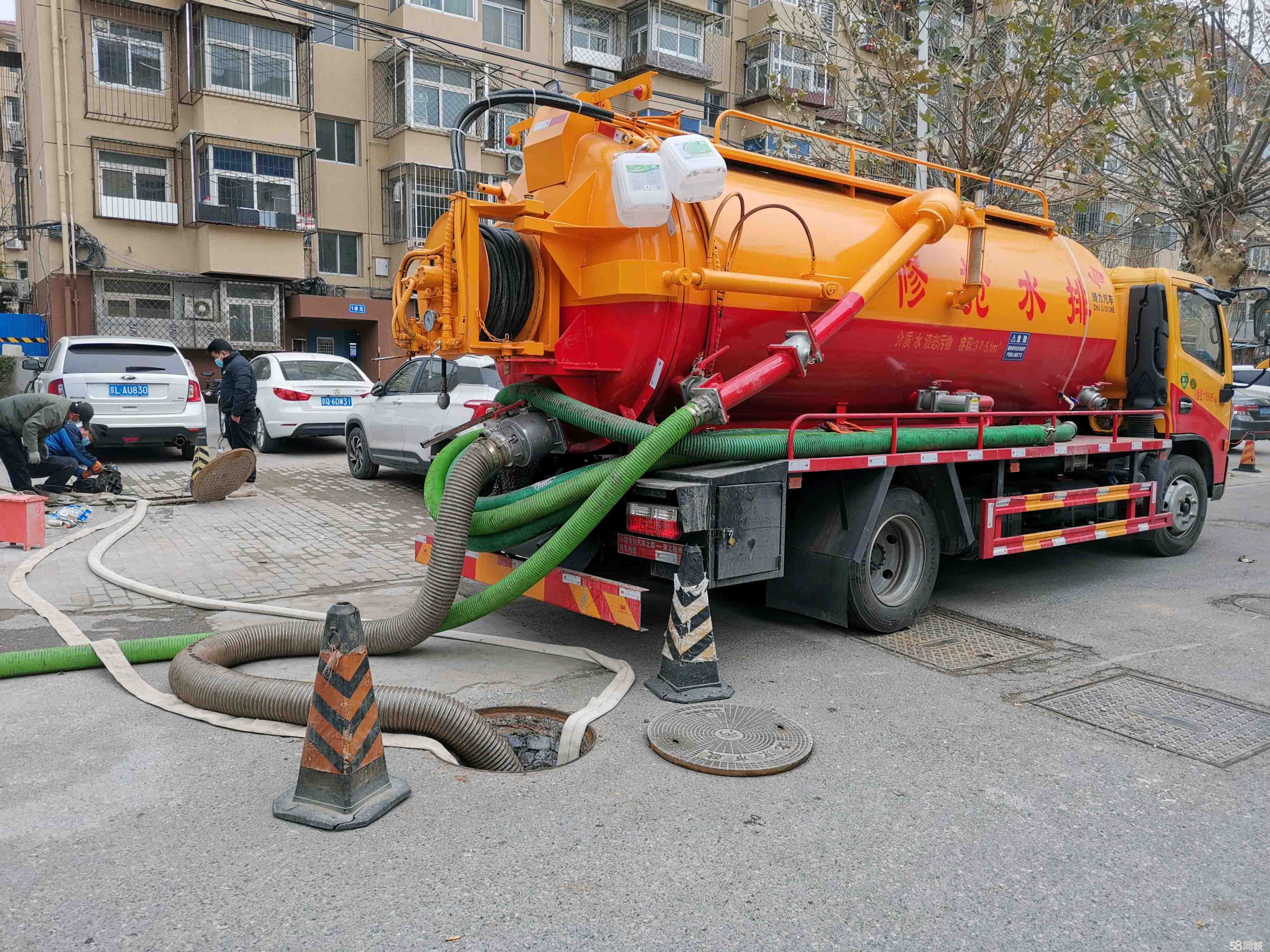 港闸抽粪吸污